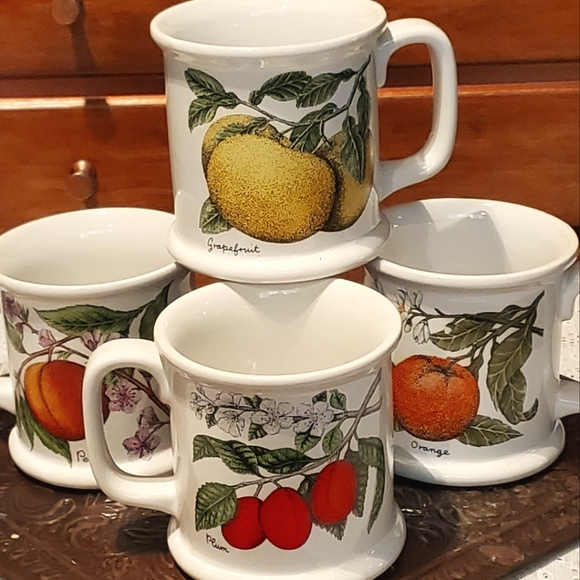 Italian Style Ceramic Mug Set
